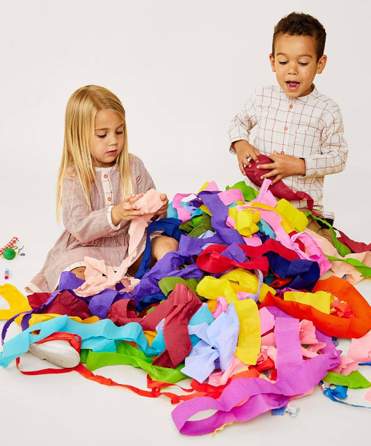 Oso & Me: Surprise Ball w/ 16 Prizes Inside!