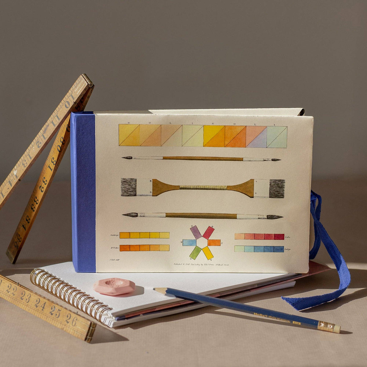 Roomytown: Artist Sketchbook - The Art of Colouring