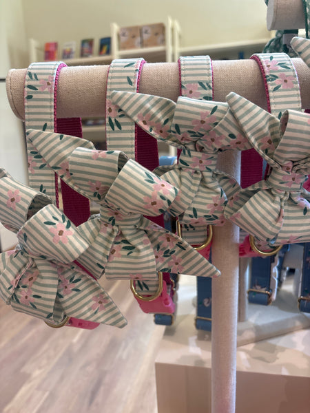 Bow Collar (Stripped Floral)