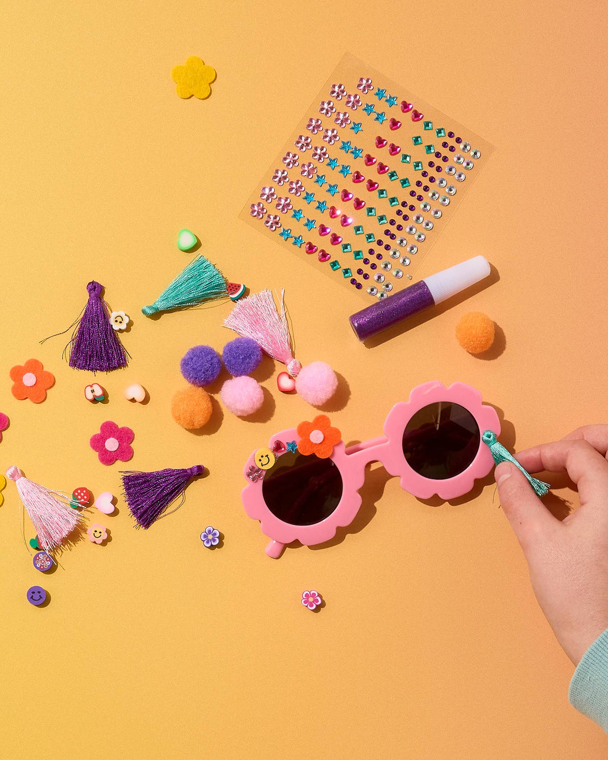 Decorate Your Own Flower Sunglasses Kit