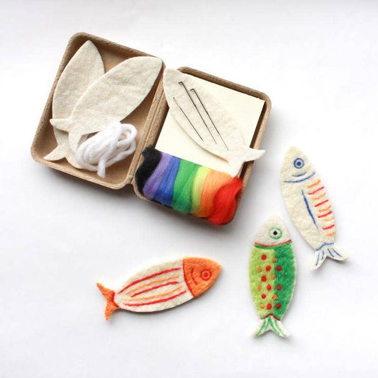 Sheep Creek Studio: Mini Fish Felting Kit